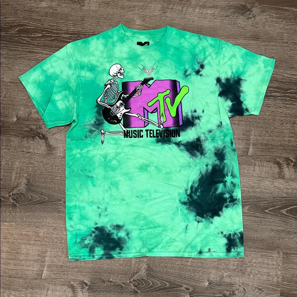MTV Green Tie-Dye Short Sleeve Tee